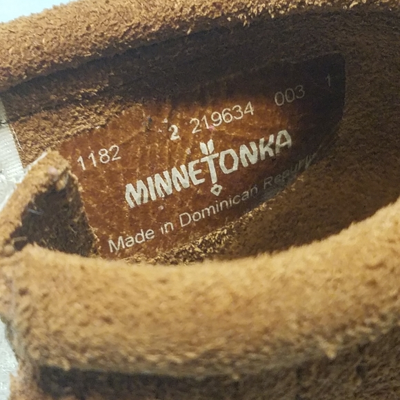 Minnetonka Moccasins |Leather Fringe Baby Booties - Picture 3 of 6